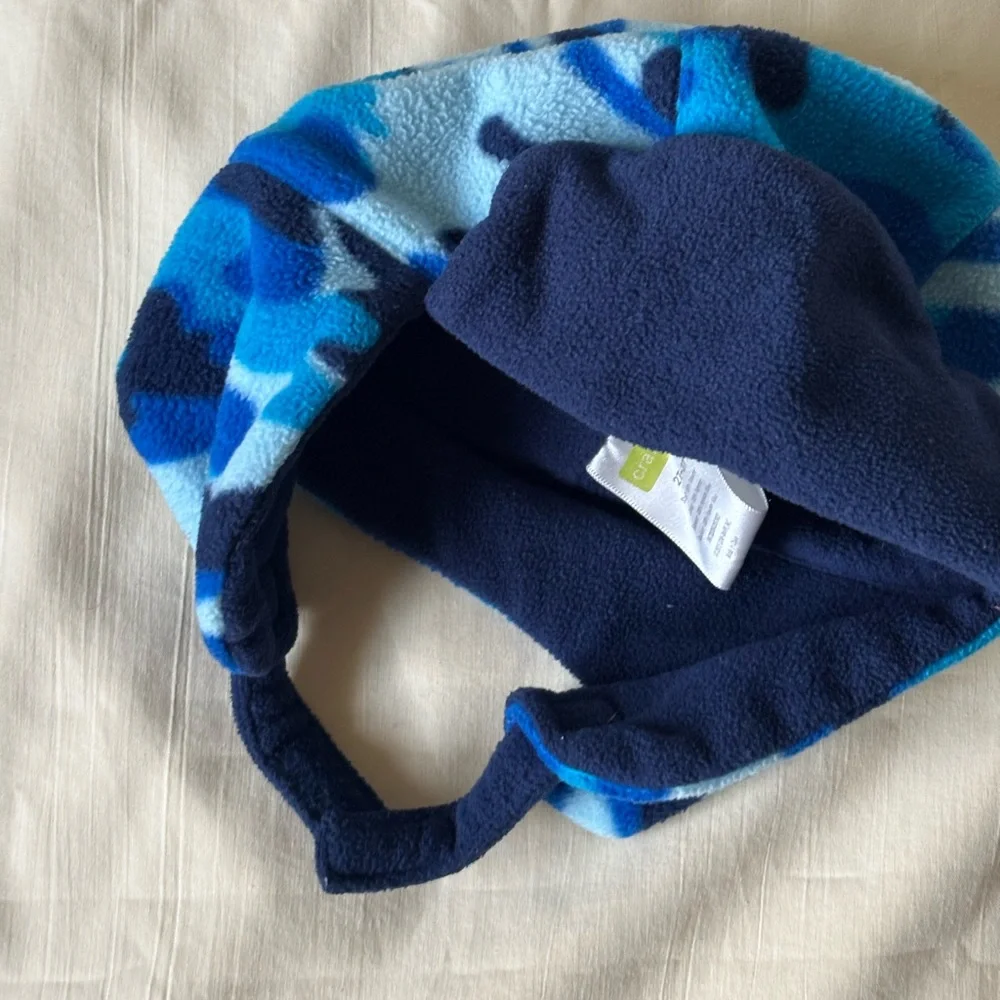 Crazy 8 Navy/Blue Fleece Cap Hat size 2T - 3T winter hat